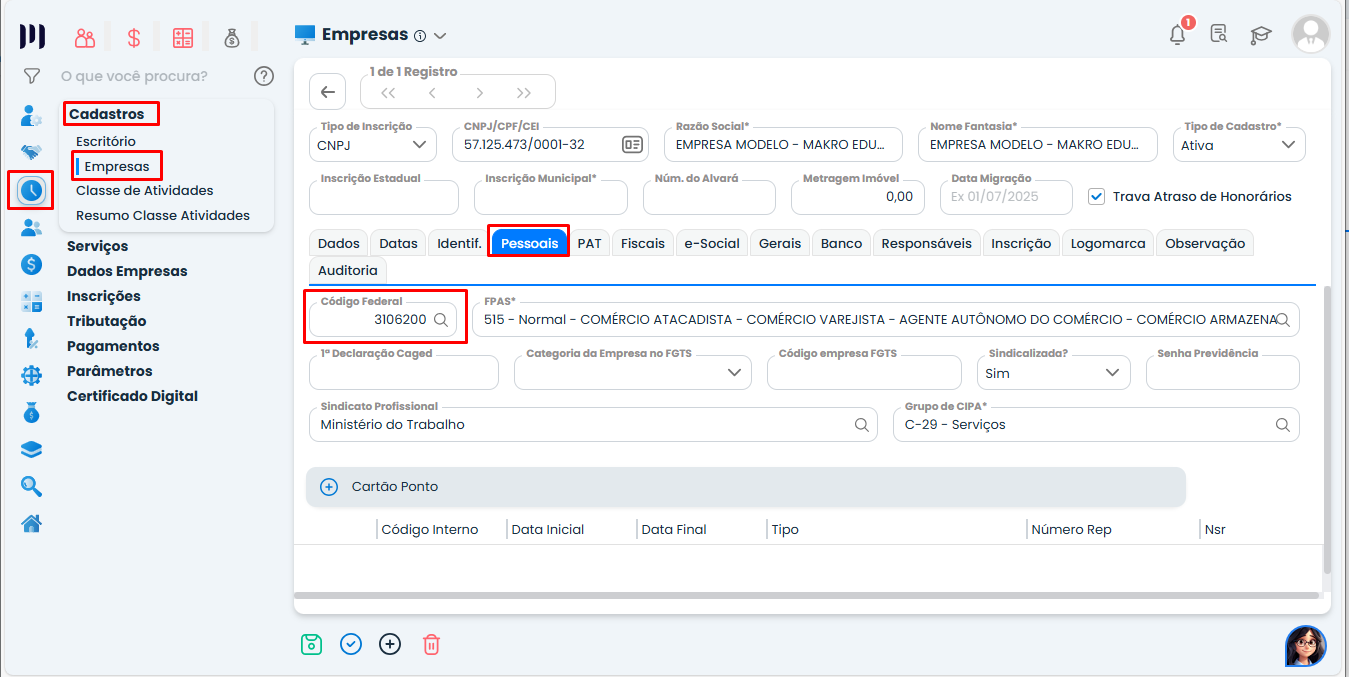 Tela do Sistema Contábil Makro em cadastro de empresas com aba pessoais e código federal de Belo Horizonte configurado para geração do Arquivo DES BH.