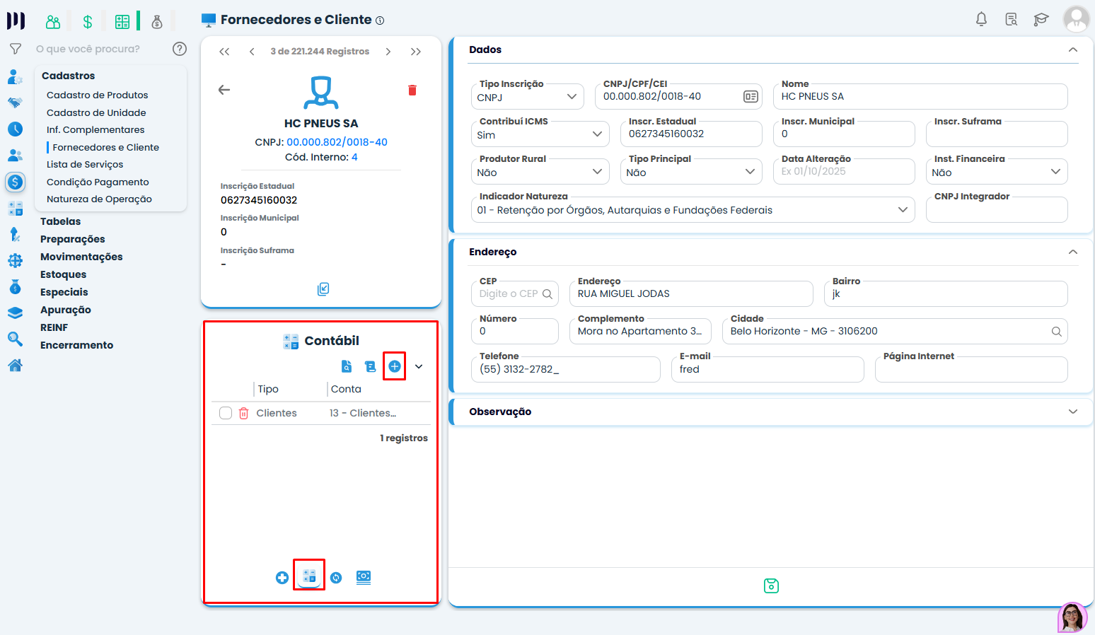 Tela de cadastro de cliente no Sistema Contábil Makro com seção contábil destacada para vincular conta na contabilização de clientes