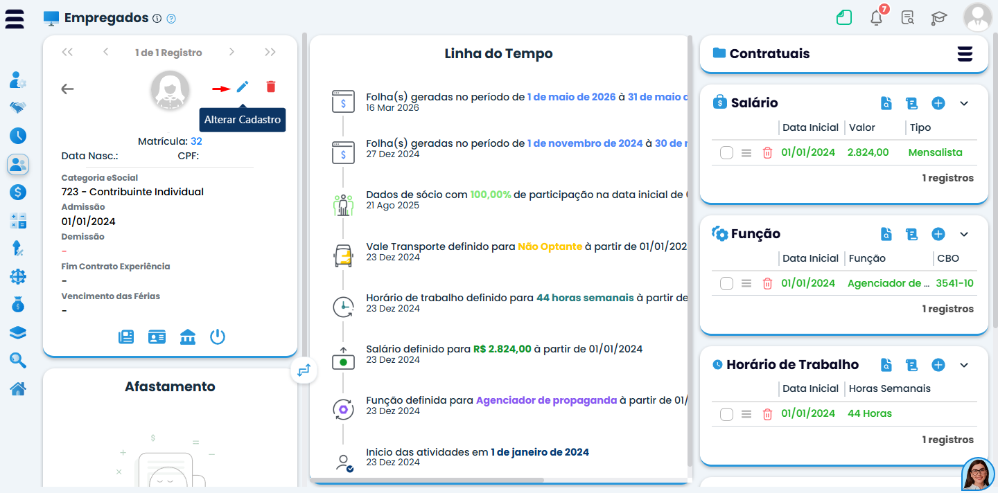 Tela de empregados do Sistema Contábil Makro destacando o botão Alterar Cadastro para corrigir dados do trabalhador no erro eSocial 176.