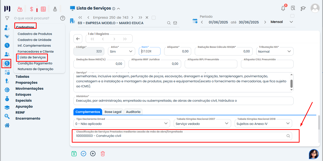 Tela de configuração da Lista de Serviços no Sistema Contábil Makro destacando classificação para retenção do Evento R-2010 na EFD-Reinf.