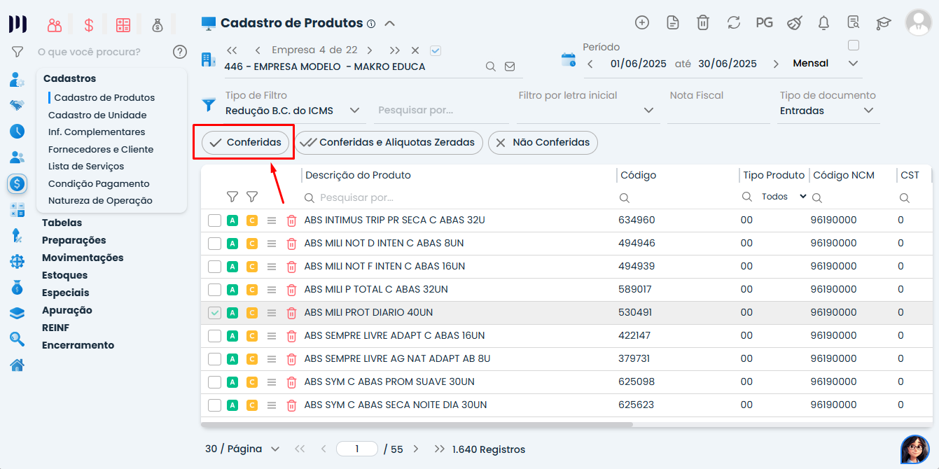 Sistema Contábil Makro destaca a opção "Conferidas" para confirmar produtos em lote durante o processo de Conferência de Produtos.