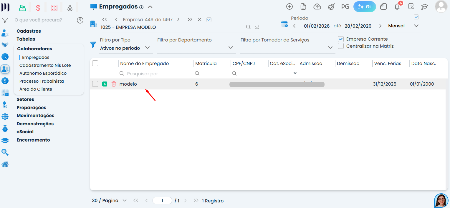 Tela do Sistema Contábil Makro exibindo a lista de empregados para iniciar o Cadastro de funcionário PCD, com colaborador selecionado para edição.