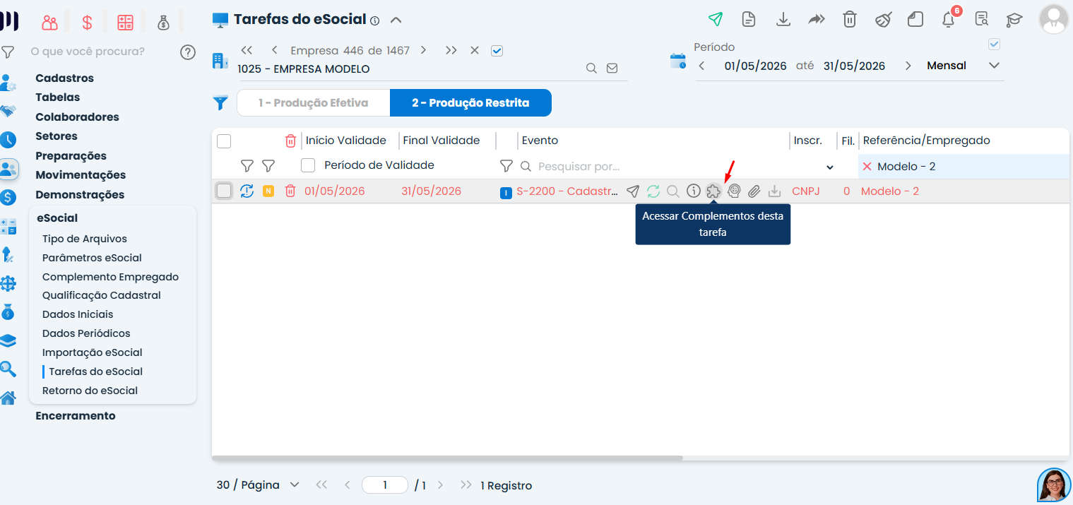 A tela do Sistema Contábil Makro exibe as tarefas do eSocial com destaque para o acesso aos complementos da tarefa de Funcionário afastado eSocial.