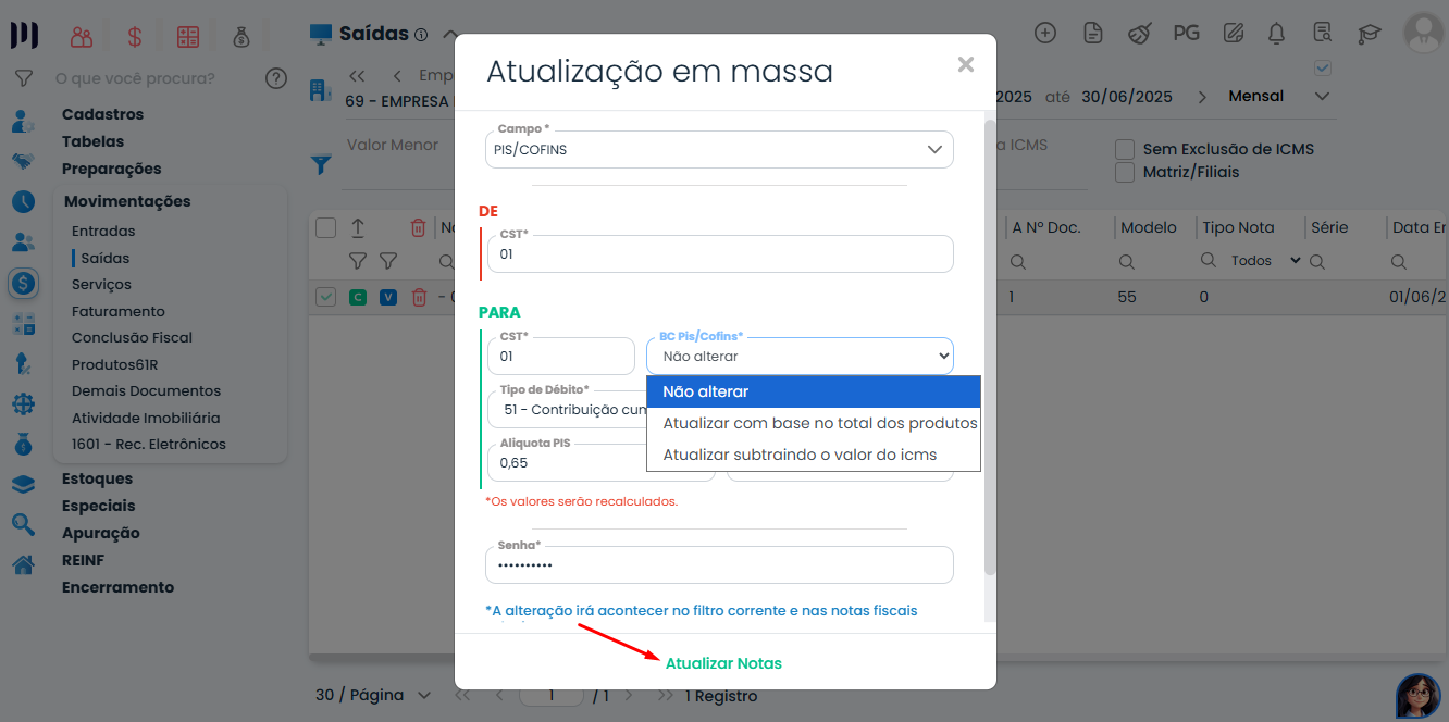 Tela do Sistema Contábil Makro com os campos para Atualização em massa de PIS/COFINS, permitindo informar CST, base de cálculo, alíquotas e senha.