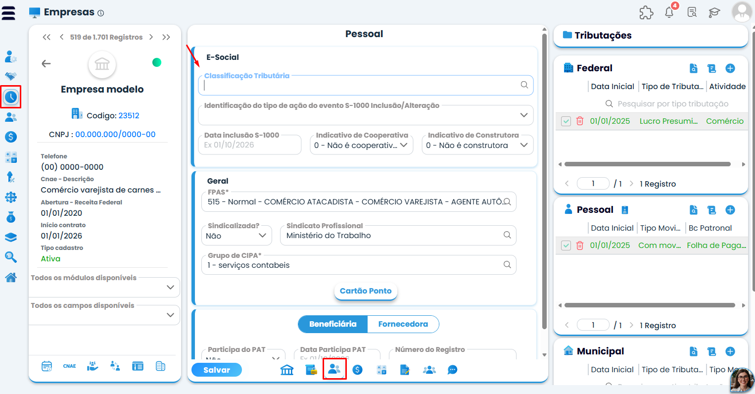 Tela do Sistema Contábil Makro com campo Classificação Tributária destacado no cadastro para corrigir Contribuições Previdenciárias na DCTFWeb.